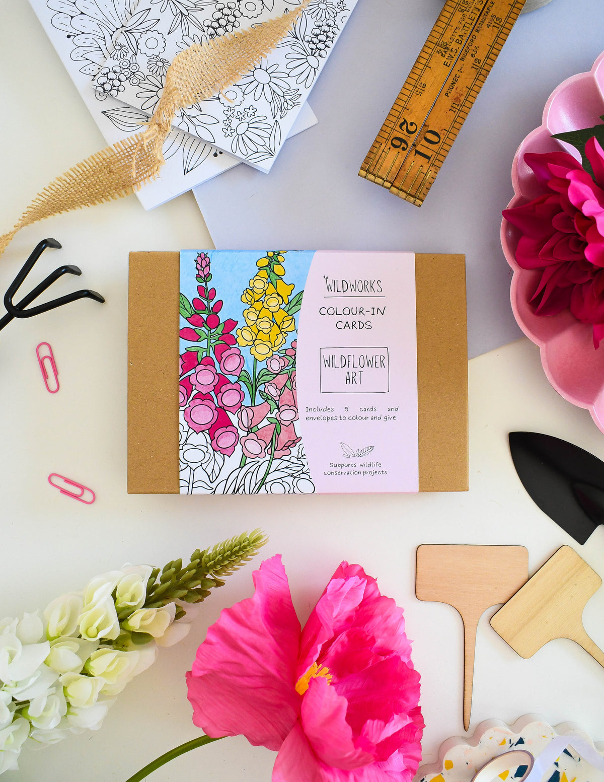 Colour-In Cards: Wildflower Art